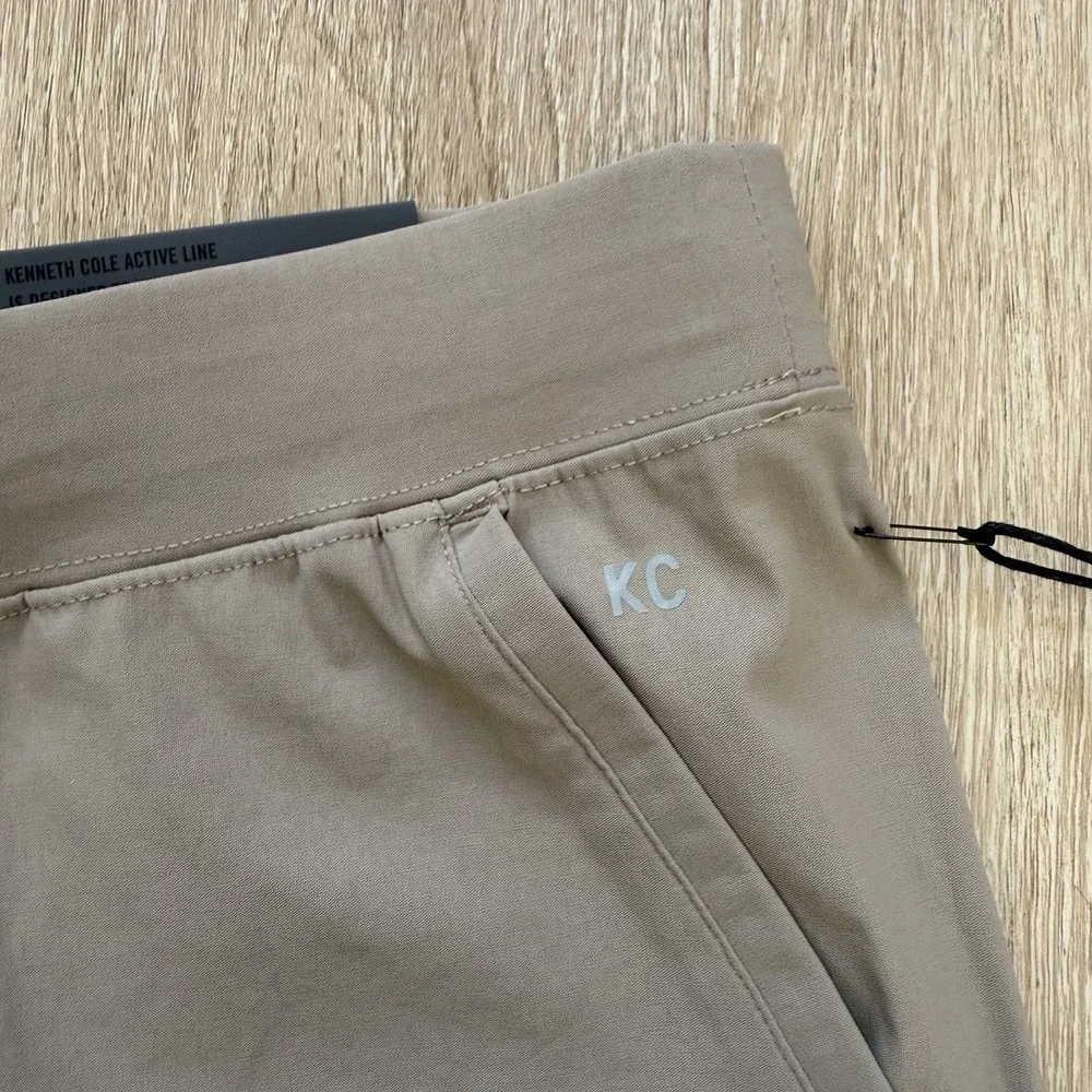 Kenneth Cole Tech Jogger Shorts Flex Stretch Water Resist Woven Nylon‎ Gravel